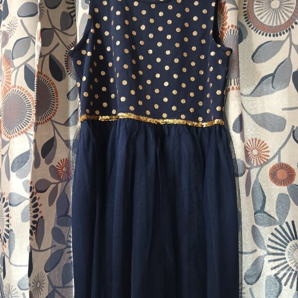 Dress - Picture 1 of 3